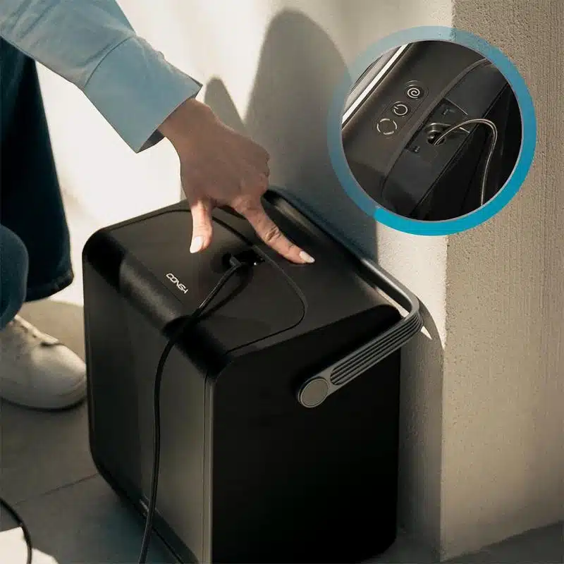 Robot limpiacristales Cecotec Conga Windroid W100 Station - Imagen 11