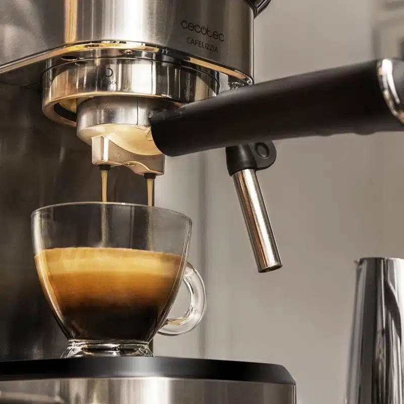 Cafetera express Cecotec Cafelizzia 2000 Steel - Imagen 2